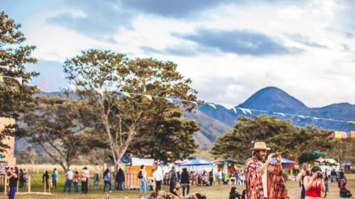 FESTIVAL SELVÁMONOS. Artículo de Sarah Dunn acerca de la Séptima edición realizada en Oxapampa. 