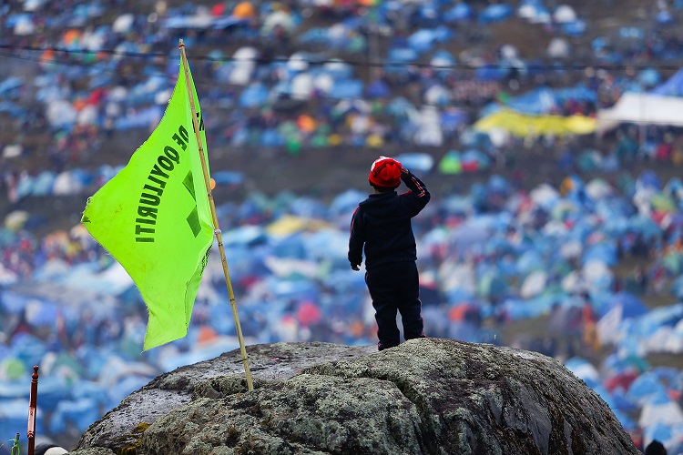 Un mar llamado fe Andrés Lastra - Un mar llamado fe (Sinakara, Cusco)