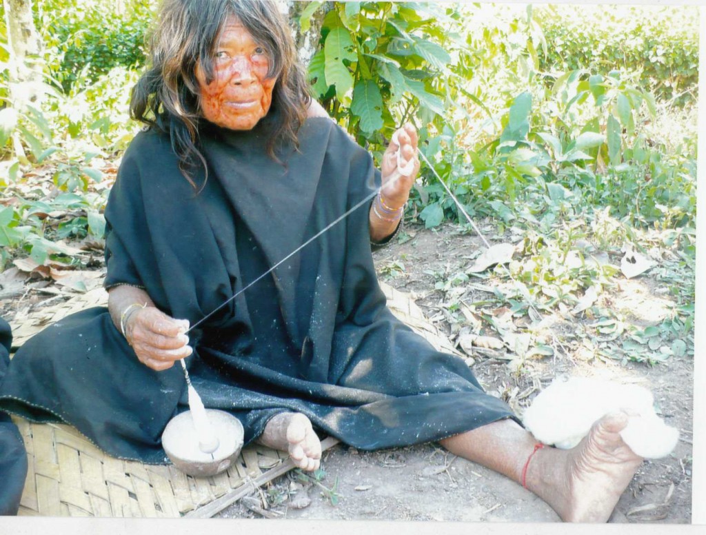 Ilandera-de-la-comunidad-Nativa-de-Coveja-Cutivereni-Río-Ene