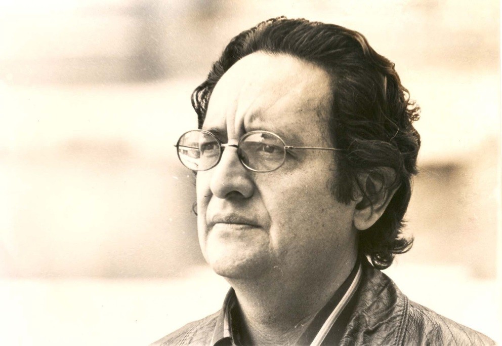 SCORZA: EL LIBRO HECHO HOMBRE estará en escena el viernes 20 y sábado 21 de mayo en el Centro Cultural CCori Wasi (Av. Arequipa 5138, Miraflores) El ingreso es libre.