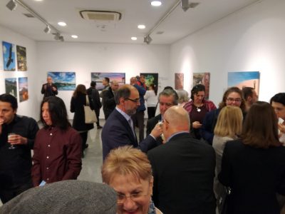 Inauguración de exposición individual “Recorriendo Perú” de la artista en Bucarest, Rumanía en 2019.
