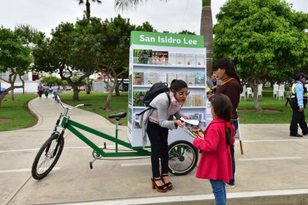 SAN ISIDRO: “BIBLIOBICI” RECORRERÁ PARQUES PRESTANDO LIBROS PARA FOMENTAR LA LECTURA