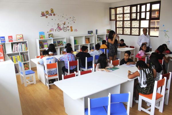 MUNICIPALIDAD DE LIMA IMPLEMENTA BIBLIOTECAS ESCOLARES ESPECIALIZADAS EN COLEGIOS DEL CERCADO DE LIMA