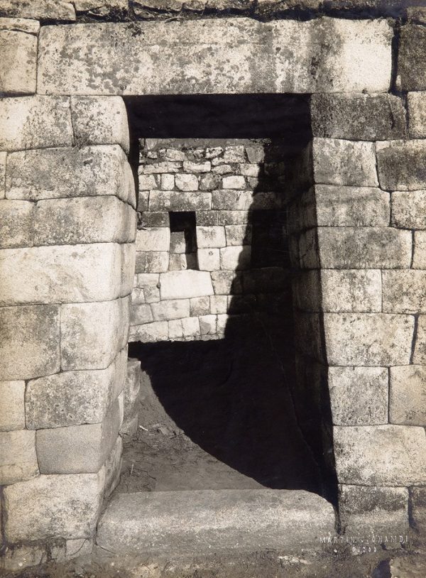 MUESTRA FOTOGRÁFICA  “ADELANTOS EN LOS ANDES. SOPORTES Y FOTOGRAFÍAS, 1886 – 1930” EN EL CENTRO CULTURAL INCA GARCILASO