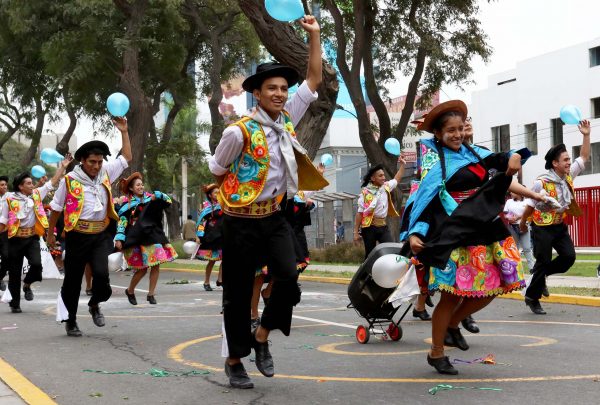 Municipalidad de Lima y Escuela de Folklore JMA realizan “Pasacalle Arguediano“