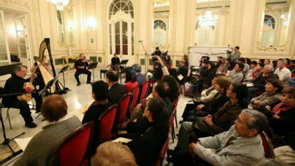 REGRESAN LAS OBRAS DE TEATRO Y LOS CONCIERTOS EN EL SALÓN DORADO DEL TEATRO MUNICIPAL