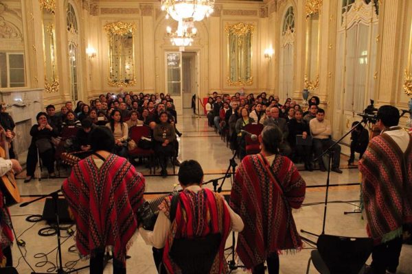 CONTINÚAN LAS OBRAS DE TEATRO Y LOS CONCIERTOS EN EL SALÓN DORADO DEL TEATRO MUNICIPAL